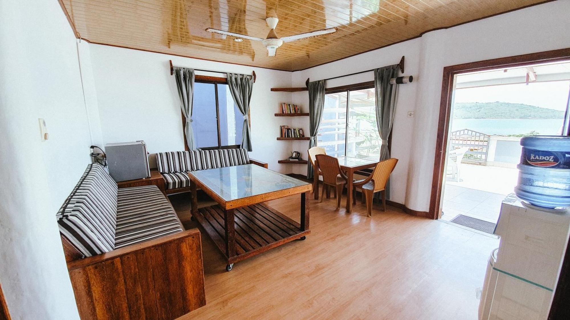 Jamburae Lodge Lagudri Exterior photo
